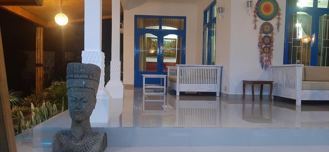 Cantik Villa Lovina Exteriér fotografie